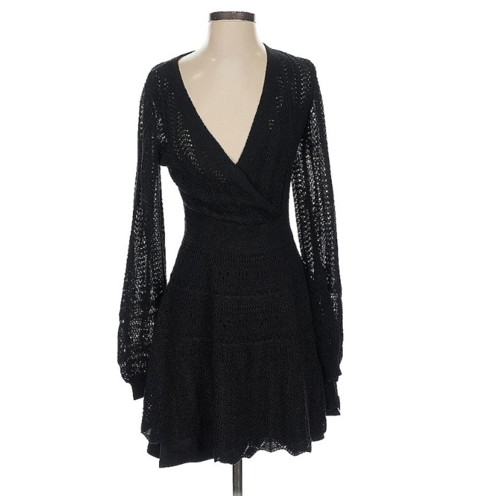 Alexis Gen Dress - Picture 4 of 7